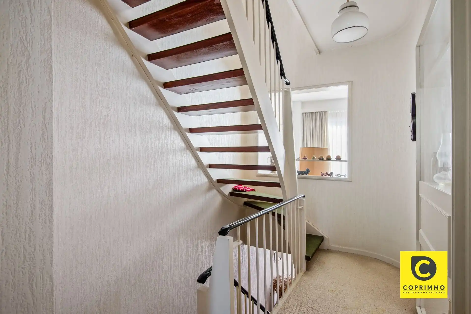 IN OPTIE! Te renoveren 3 slpk woning met tuin aan 't Boekenbergpark! foto 8