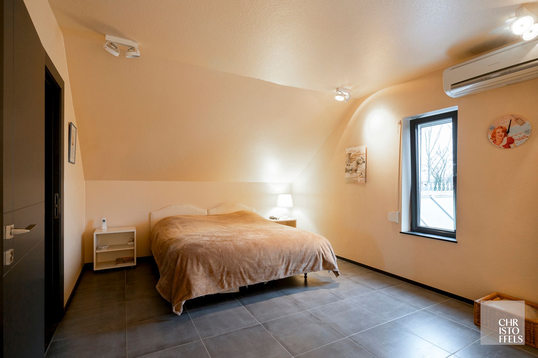 Charmante instapklare villa met zwembad in Rekem-Lanaken!  foto 16