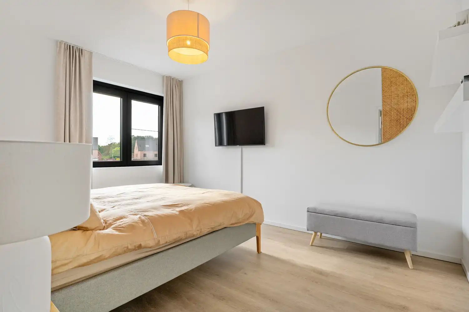 Half open bebouwing in een rustige wijk met 4 à 5 slaapkamers! foto 16