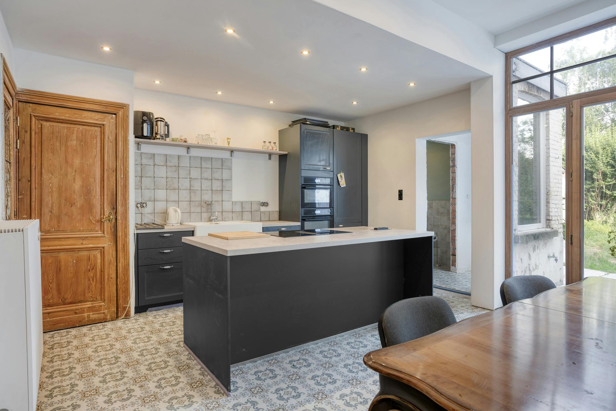 Charmant huis te koop in Merksem aan de Eethuisstraat foto 12