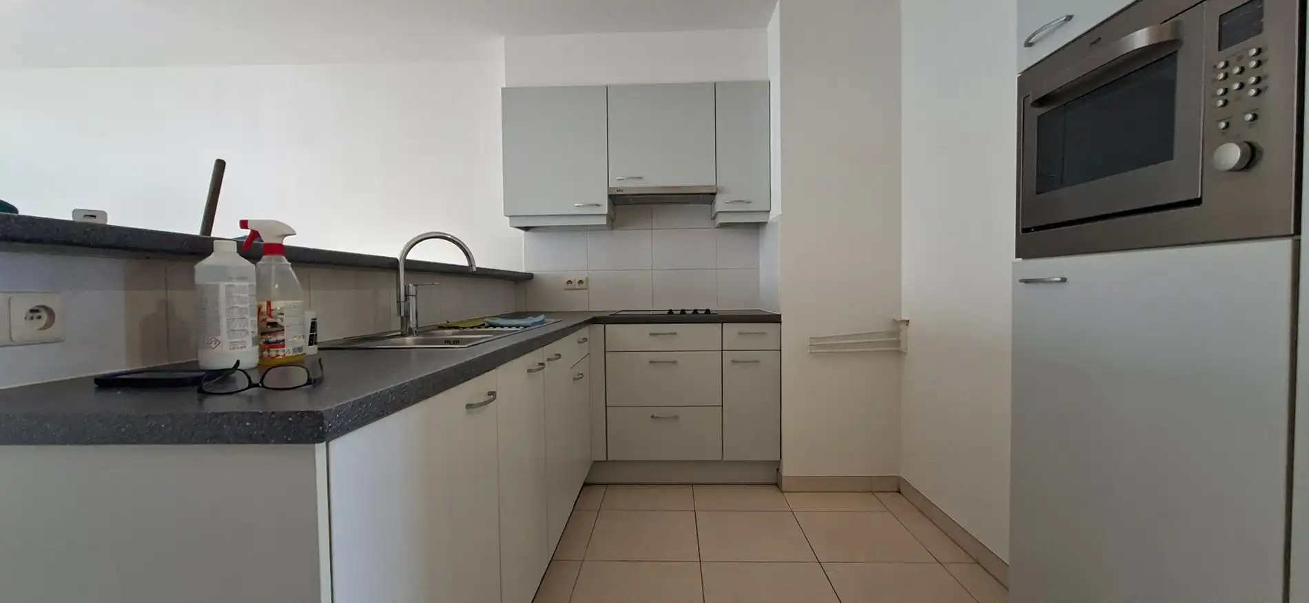 Centraal gelegen comfortabel appartement foto 3