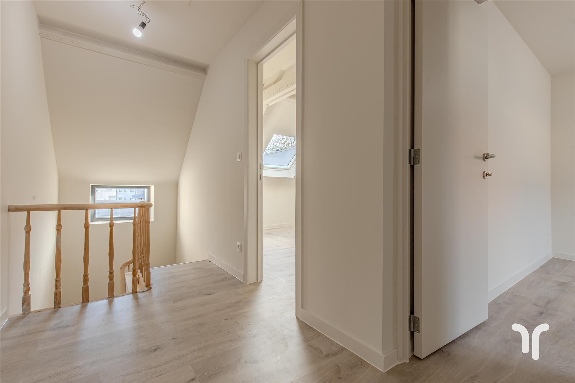 Gerenoveerde woning met 3 slaapkamers.  foto 7