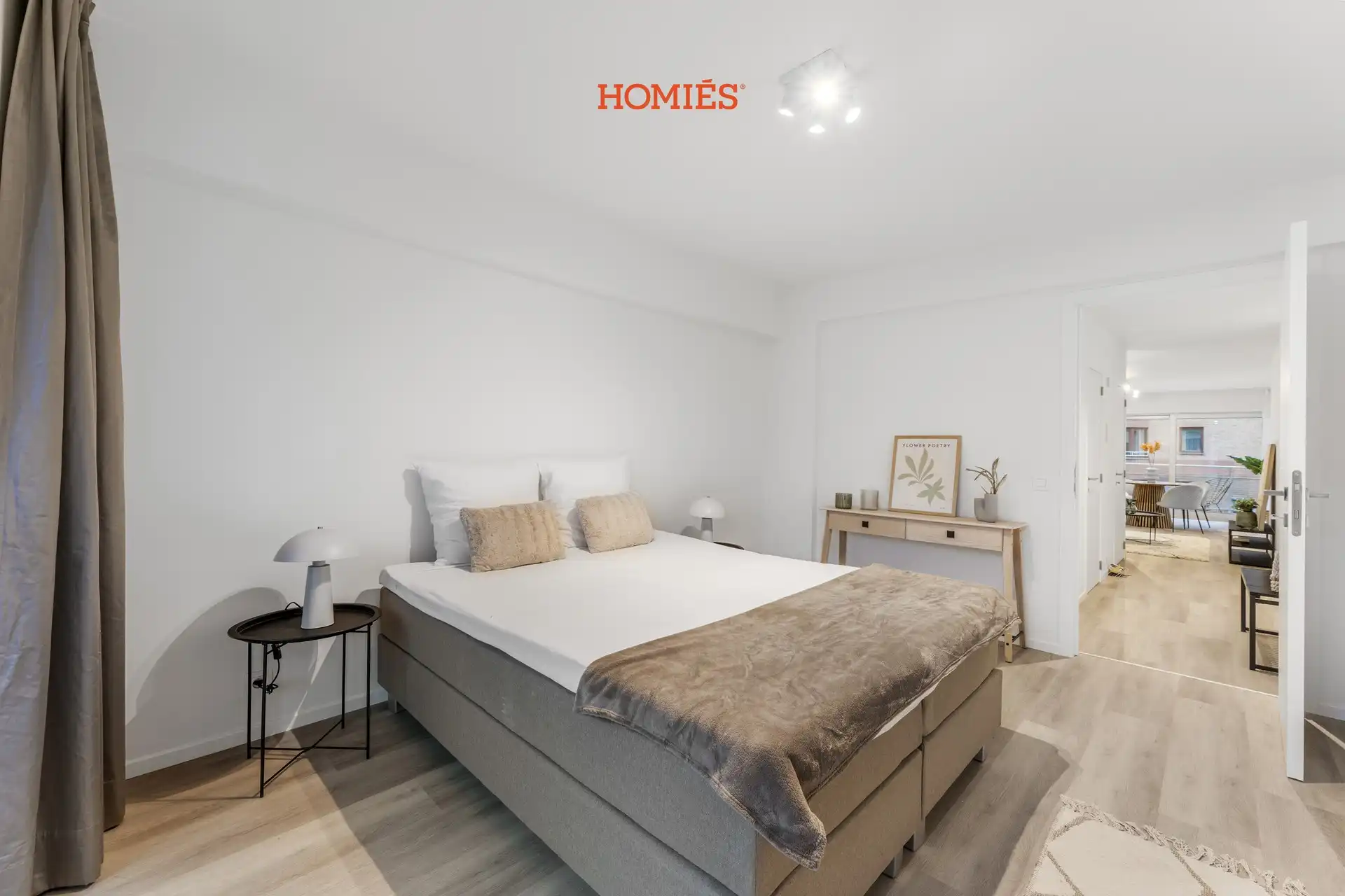 Volledig gerenoveerd 1-slpk app met twee terassen foto 11