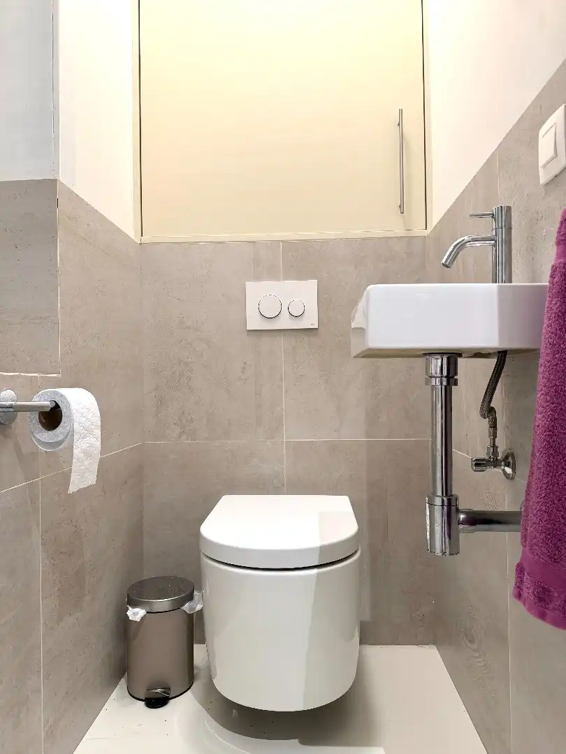 🏡 Te koop in Kooigem – Charmante rijwoning met grote garage & tuin! foto 10