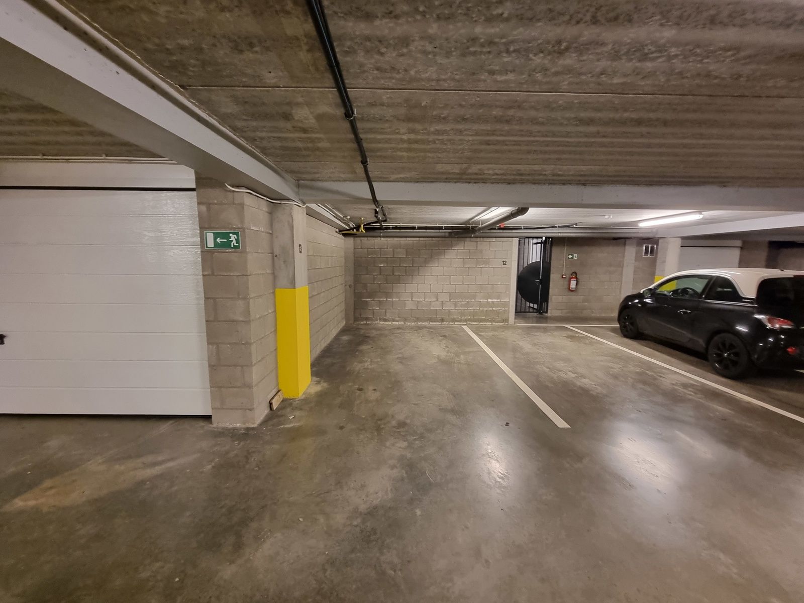 Ondergrondse autostaanplaats te centrum Meise! foto 6