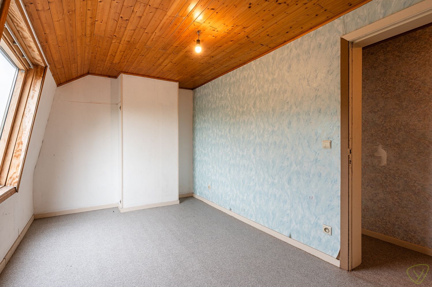 Te renoveren starterswoning met een verrassende tuin op een boogscheut van het centrum foto 15