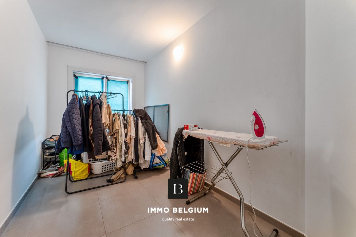 Gerenoveerd appartement met 2 kamers en ruim terras in de Belle Epoquewijk foto 6