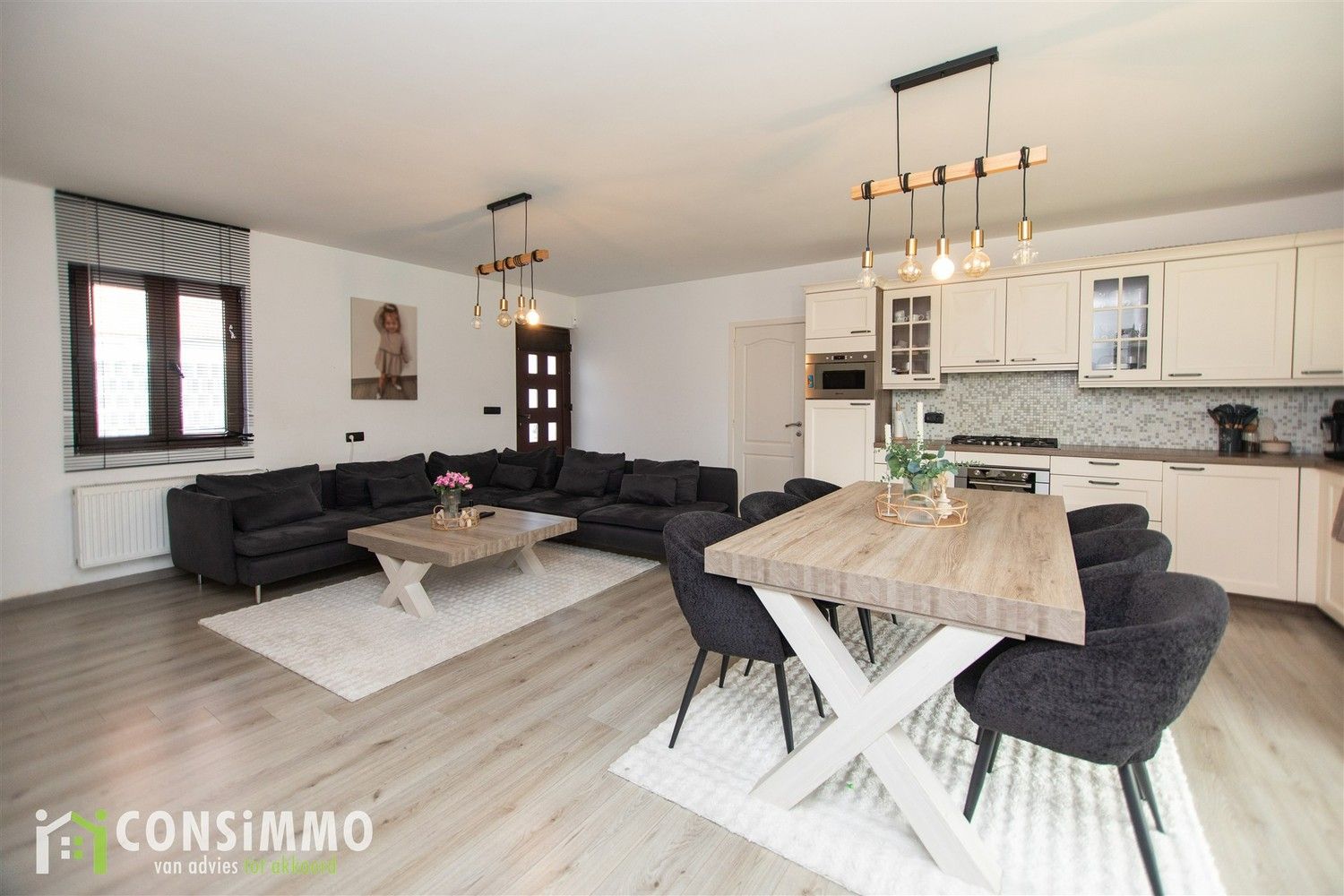 Vrijstaande, gerenoveerde woning op ruim perceel in het groene Genk-Sledderlo foto 6