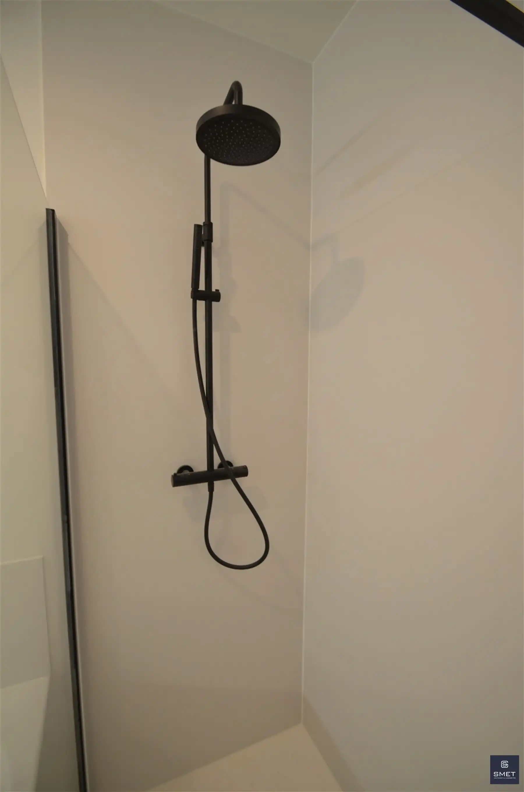 RUIM NIEUWBOUW 1V LOFTAPPT. TE HUUR foto 13
