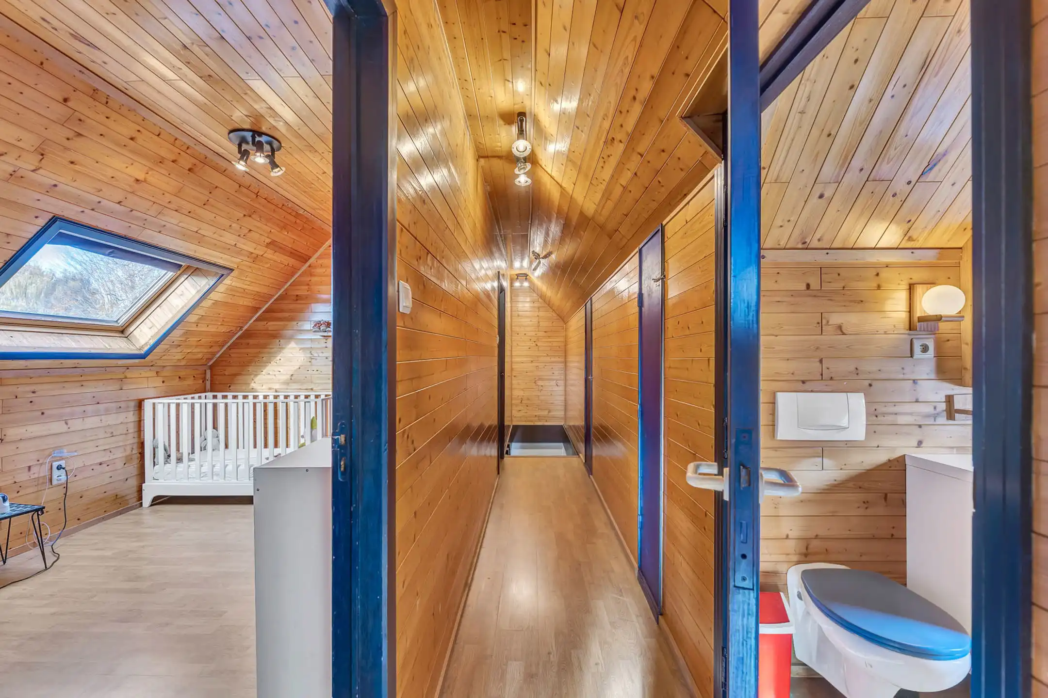 Gezellige woning met ruime tuin foto 20