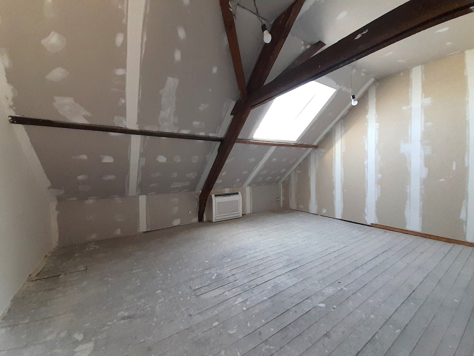 Af te werken woning in centrum Nijlen foto 15