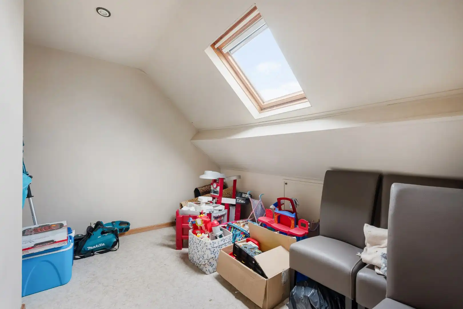 Woning met 4 slaapkamers en tuin in het centrum van Menen foto 11