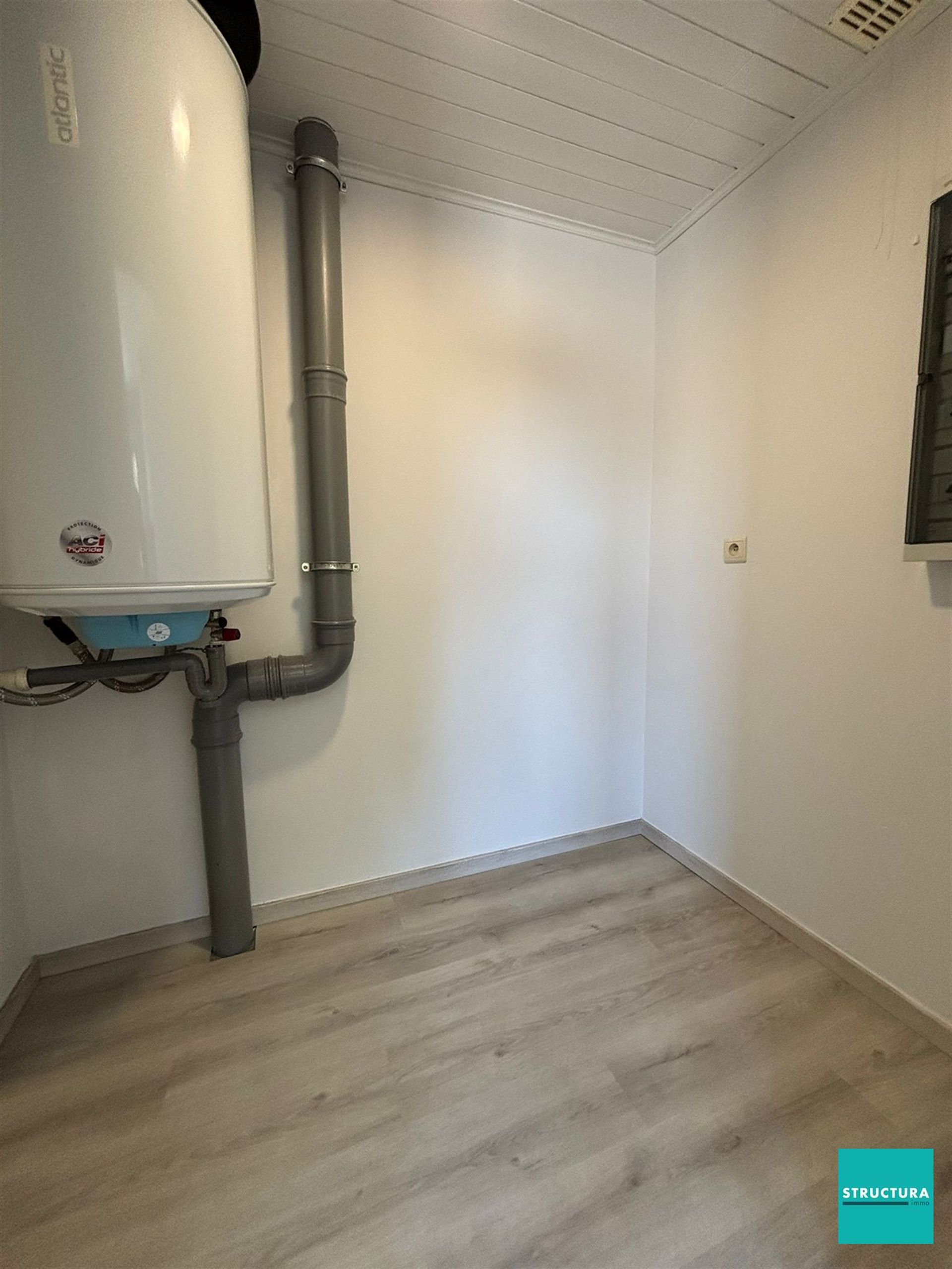 Gerenoveerd duplex appartement met ruim terras foto 6