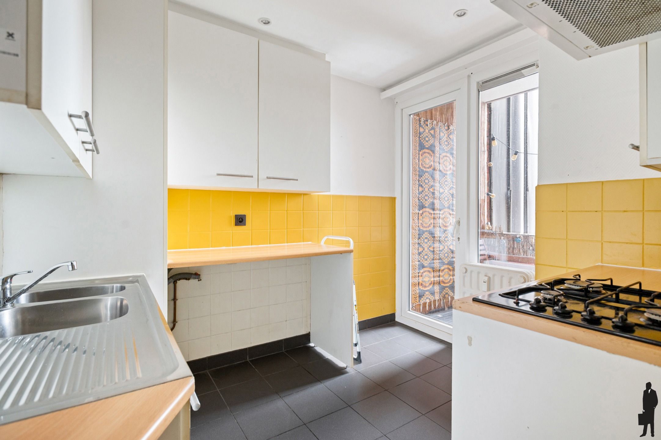 Instapklaar appartement met 2 slaapkamers te Wilrijk foto 6
