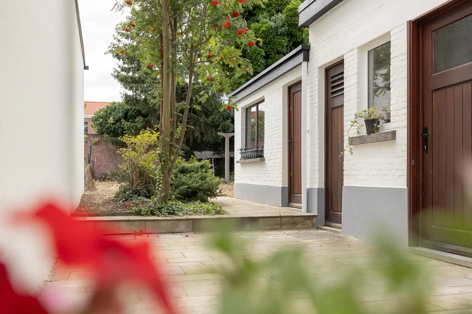 Volledige gerenoveerde gezinswoning (4slk) met ruime tuin foto 16