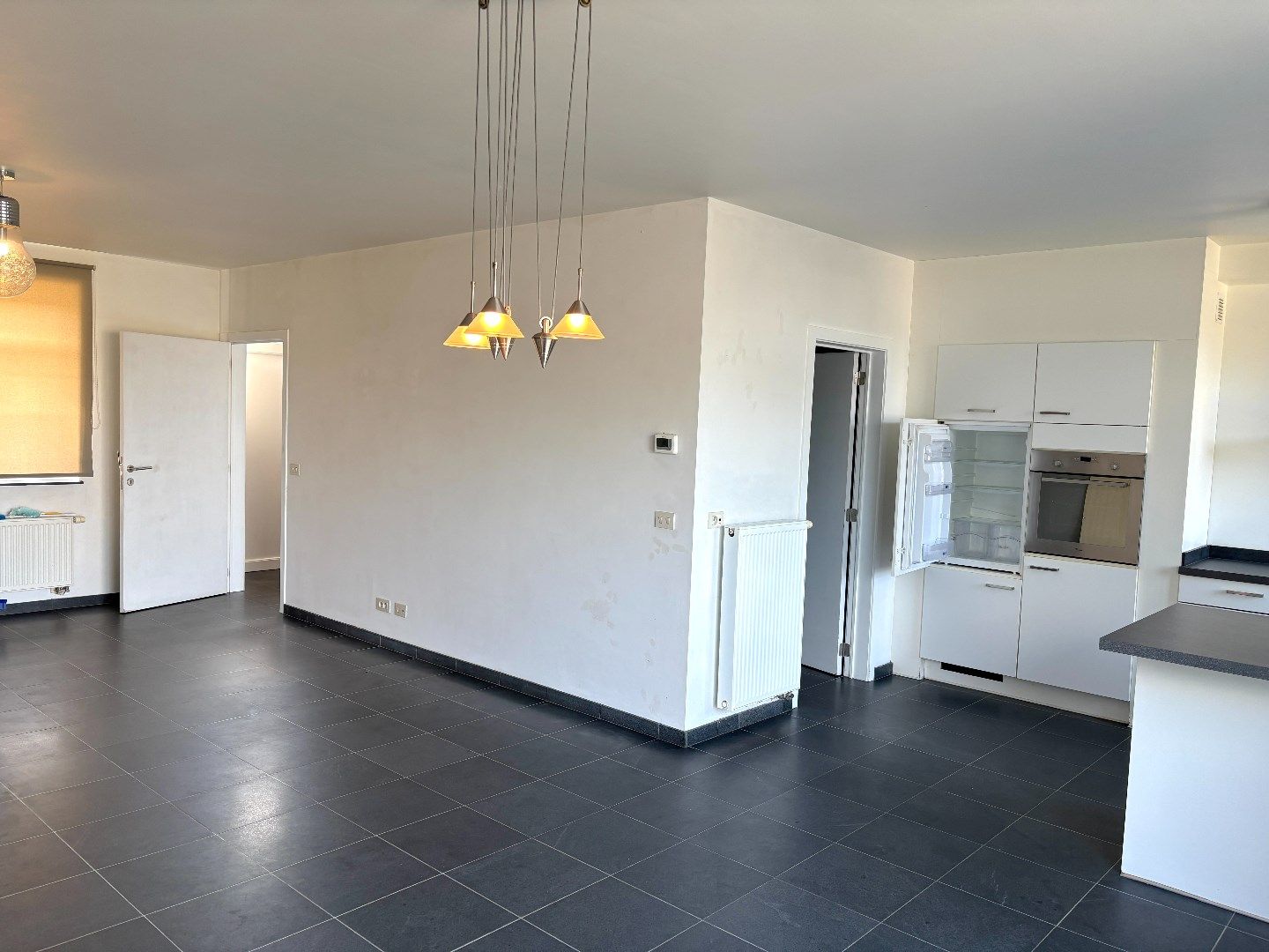 Mooie woning met 3 slaapkamers, tuin en garage!  foto 2