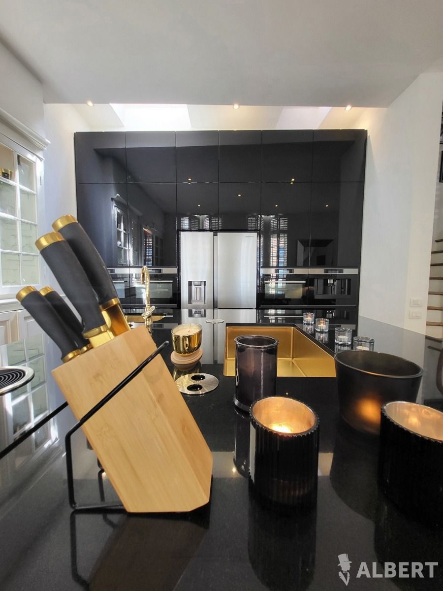 Luxueus gerenoveerd herenhuis in hartje Brugge foto 56