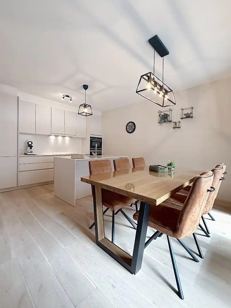 Instapklaar ruim appartement - ruim zonneterras foto 4