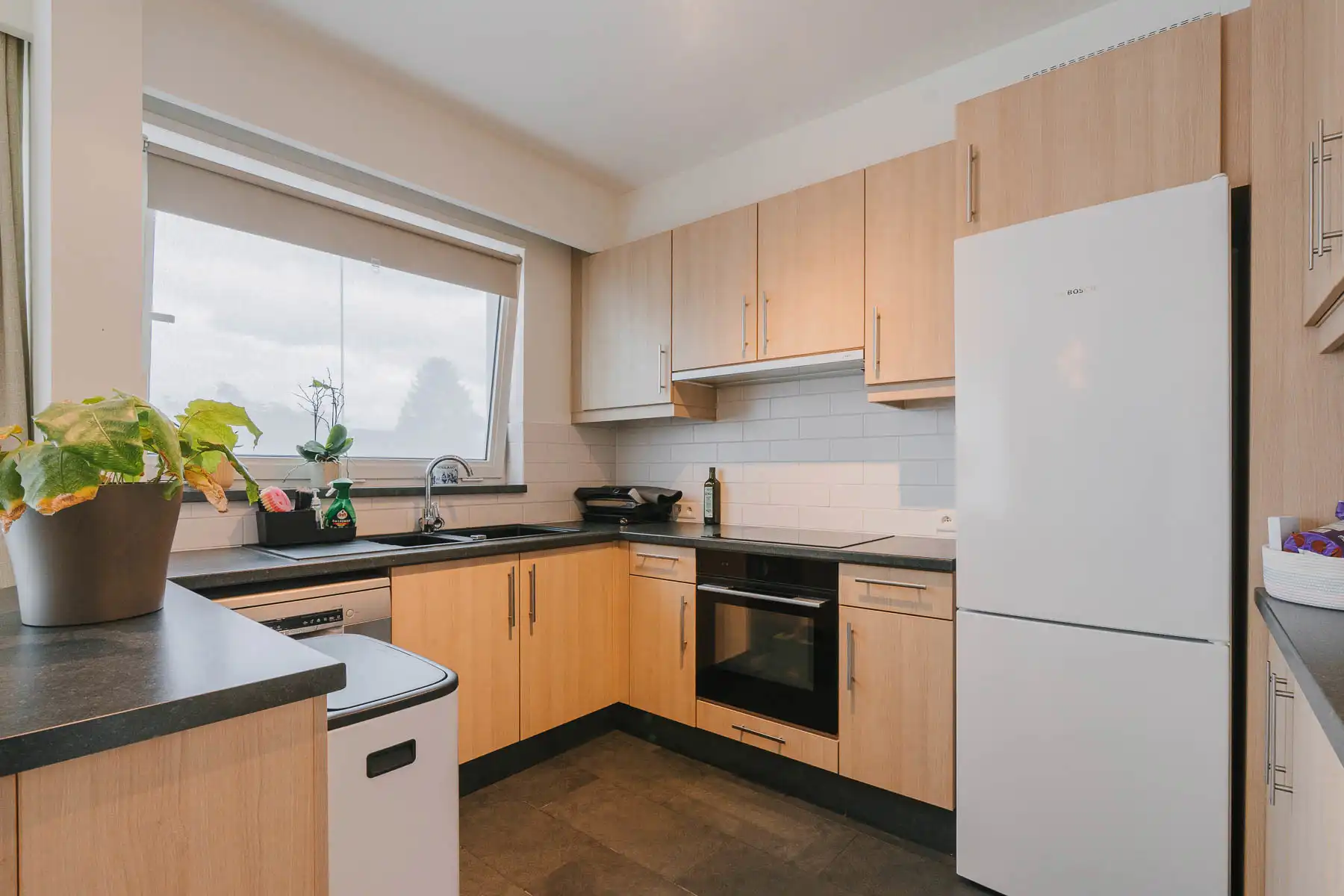Instapklaar energiezuinig 2-slpk appartement met garagebox foto 10