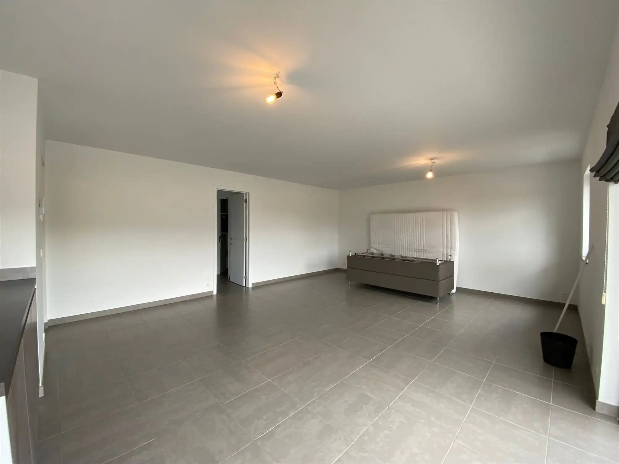 Appartement met twee slaapkamers in een rustige en mooie residentie  foto 3