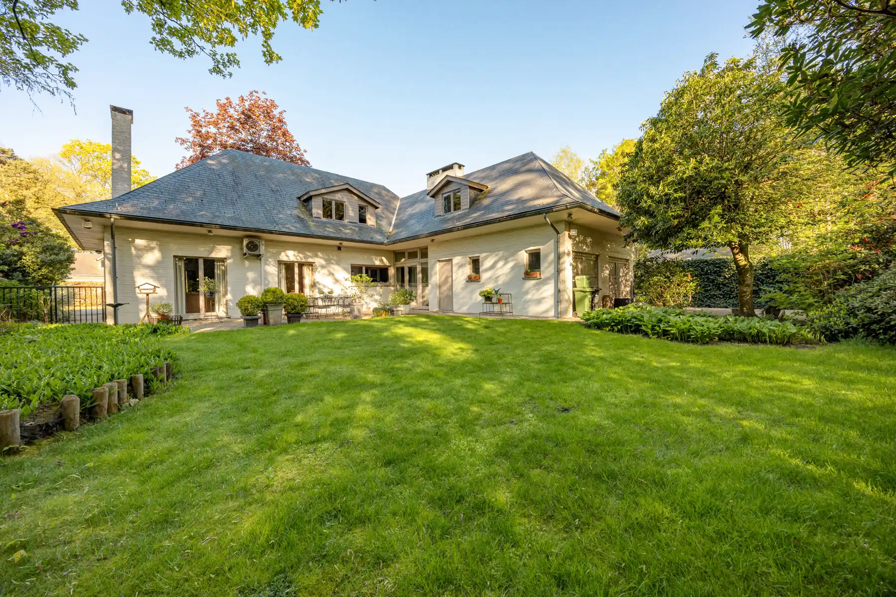 Rustig gelegen te renoveren villa op de grens met Schilde foto 22