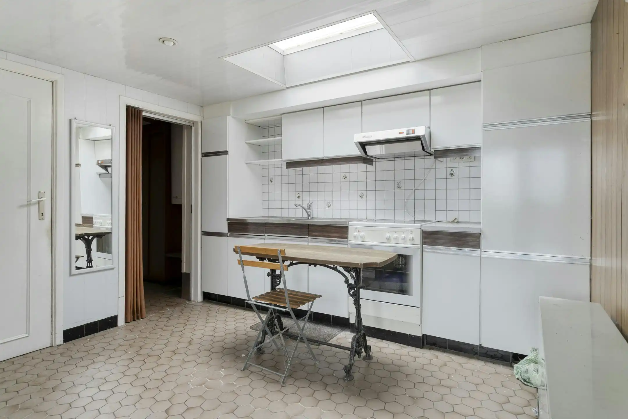 Halfopen bebouwing met 4 slaapkamers en garage in Langemark foto 7