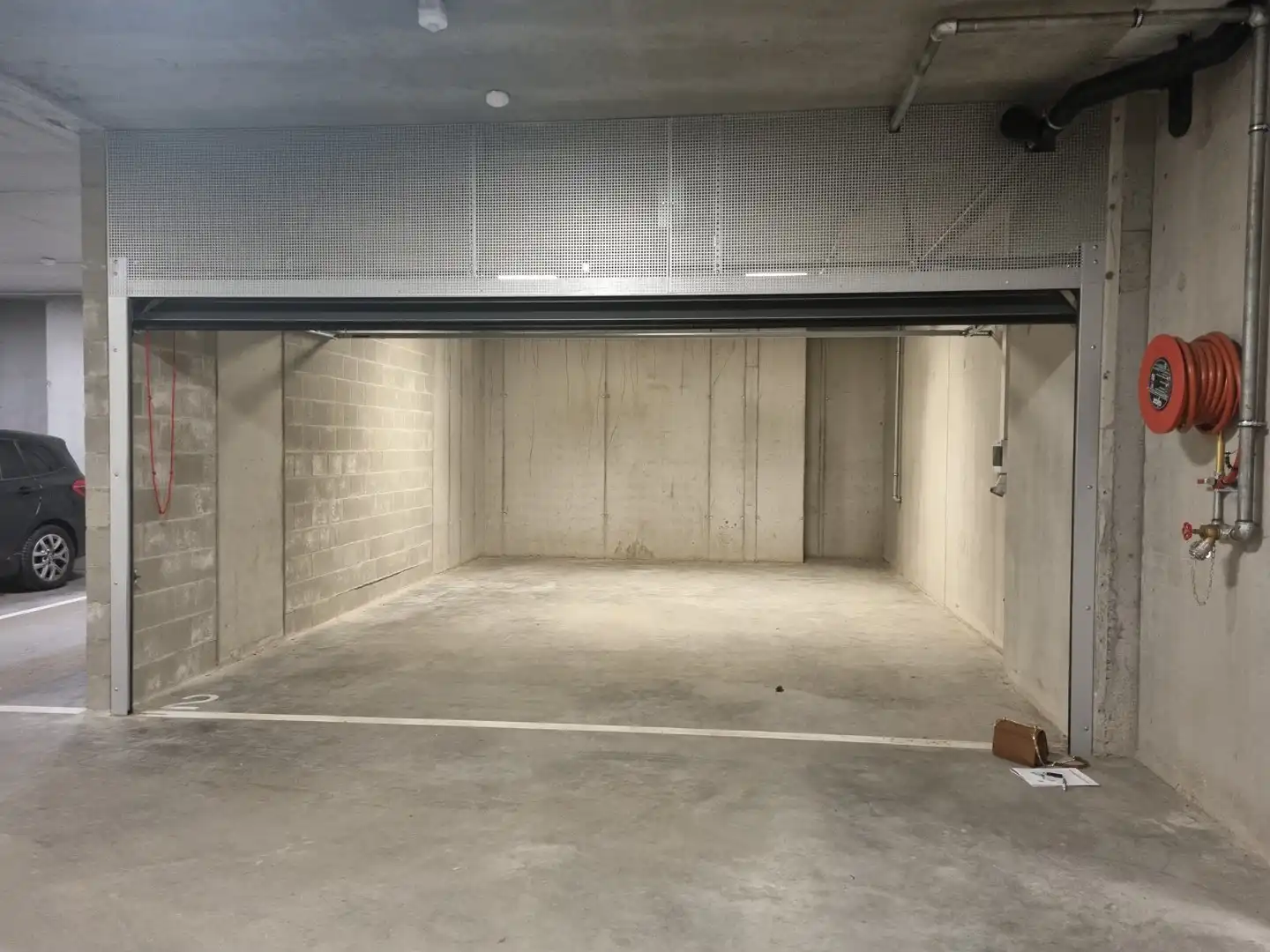 Grote garagebox te huur voor snelle beslissers foto 2