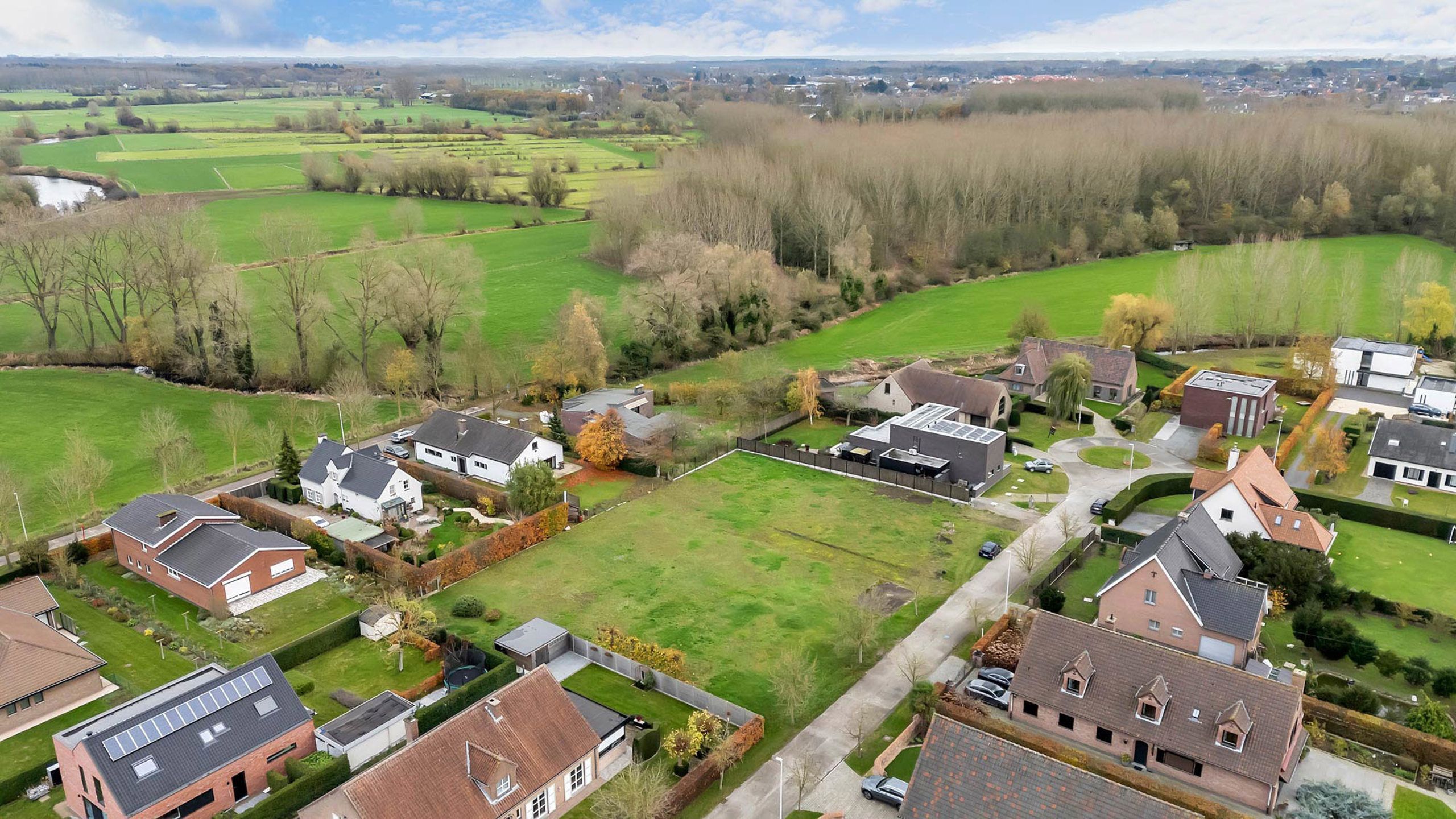 Exclusieve bouwgrond voor open bebouwing zonder bouwverplichting! foto 5