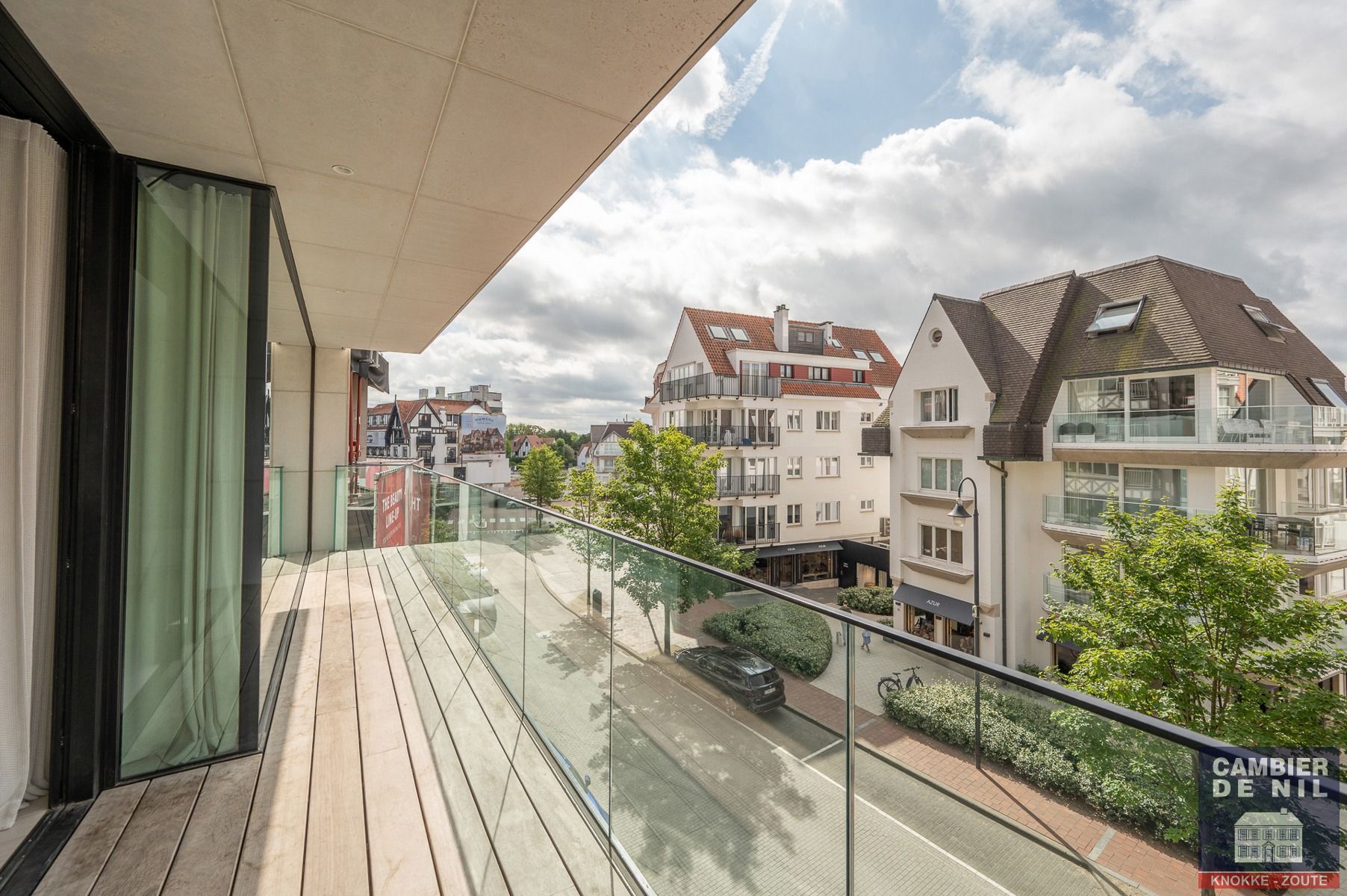 Nieuwbouwappartement met 3 slaapkamers in hartje Zoute foto 4