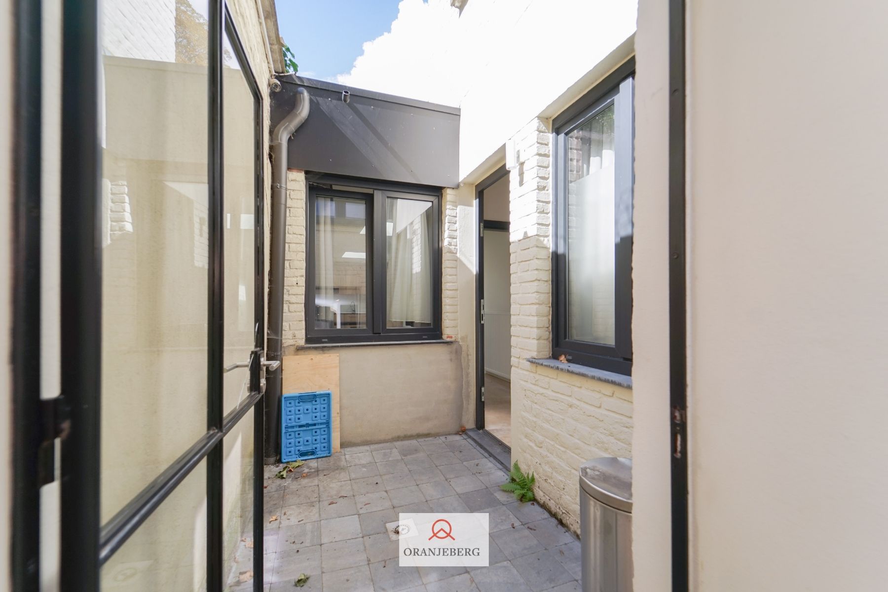 Gelijkvloers en gemeubelde studio te huur vlakbij Gent centrum foto 6