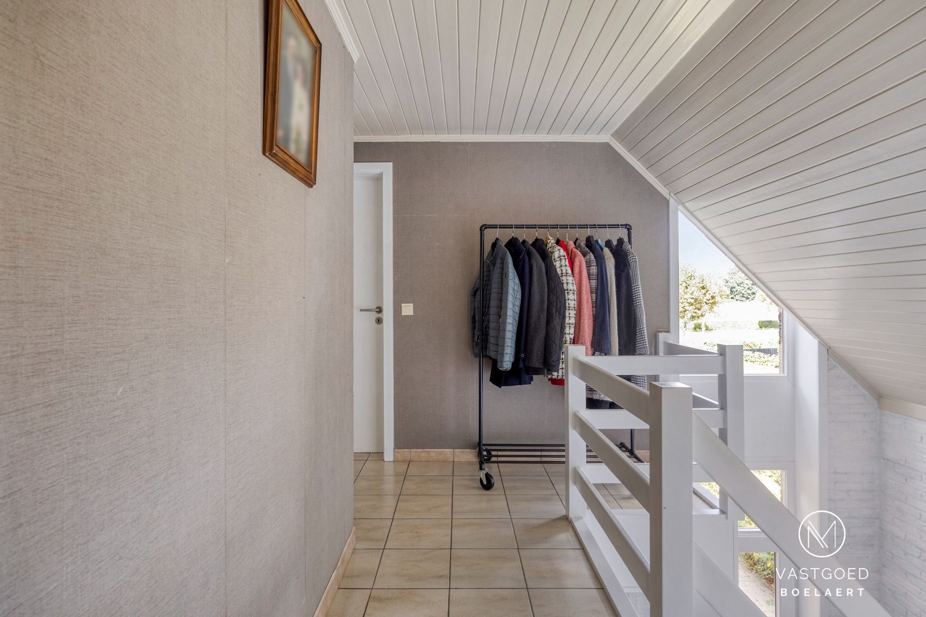 Ruime instapklare villa met sauna en dubbele garage. foto 11