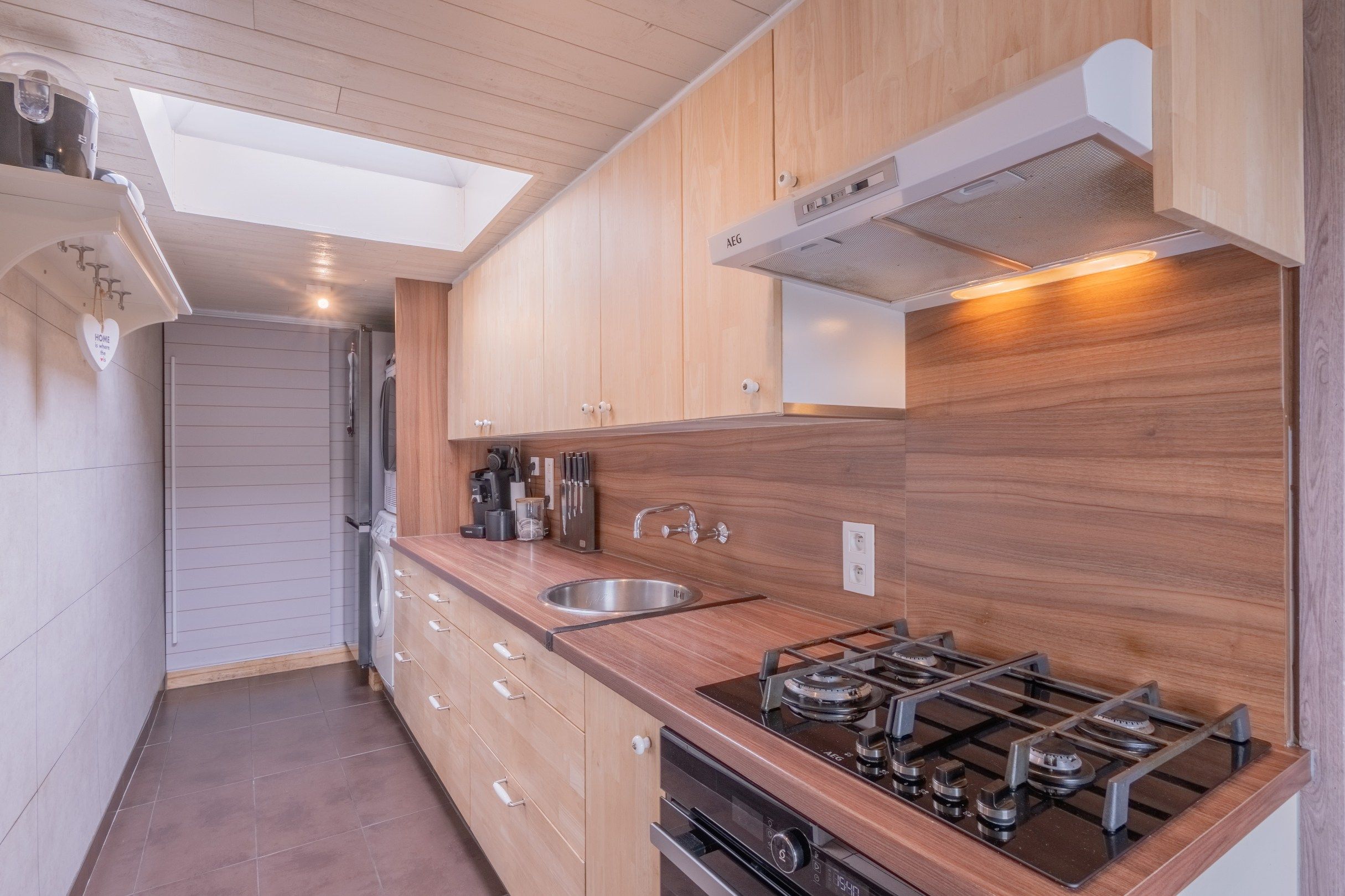 Halfopen woning met aangename tuin te Koolkerke foto 13