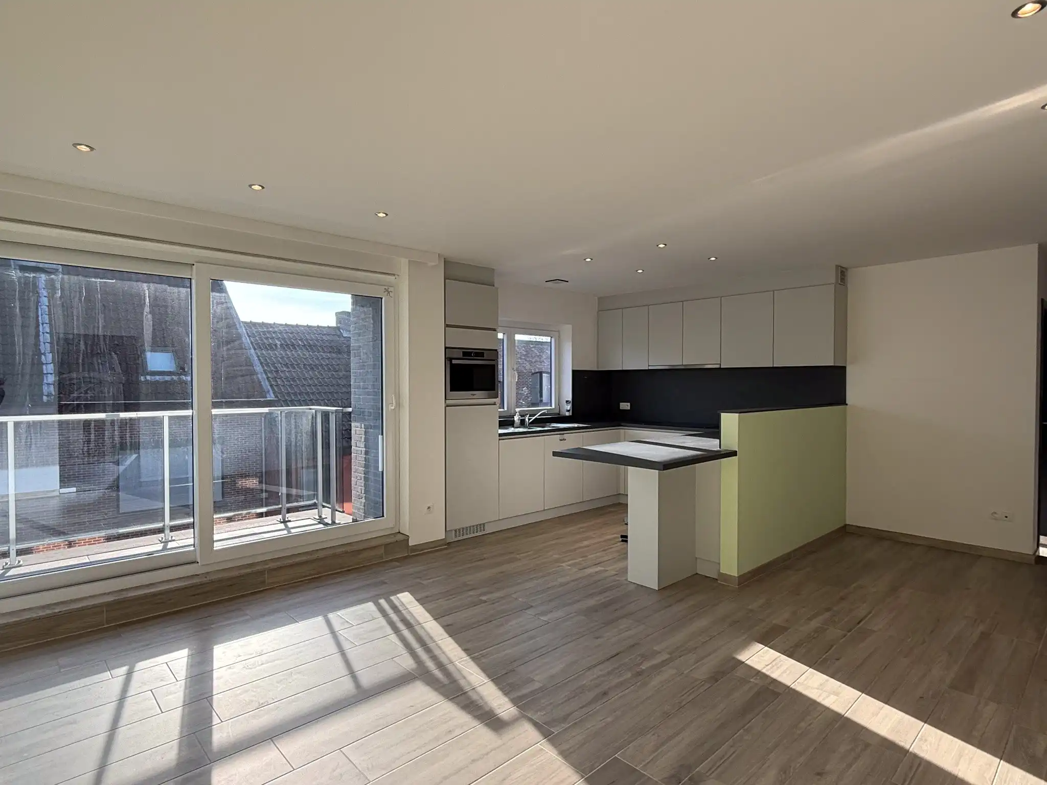 Appartement met één slaapkamer, terras en autostaanplaats in Sint-Niklaas foto 3