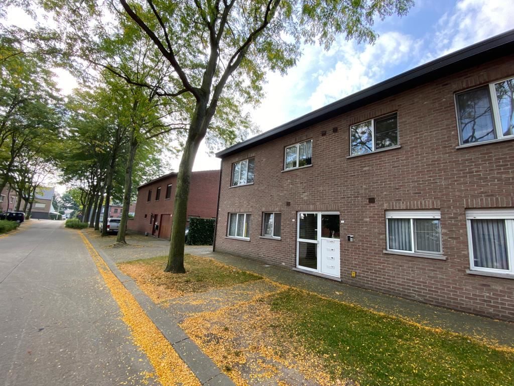 Leuk gelegen 2-slaapkamerappartement foto 20