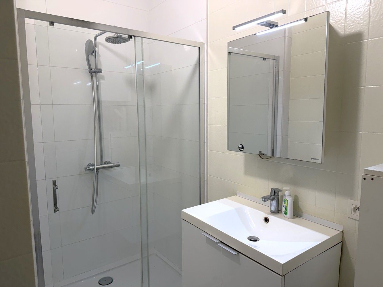 Aangenaam dakappartement met 2 slaapkamers in hartje Lier! foto 8