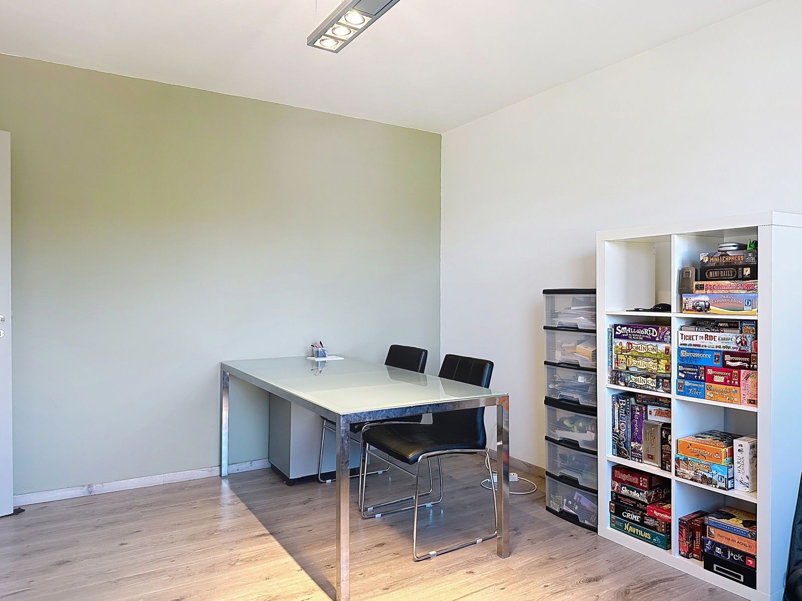 Centraal gelegen beletage met uitbouw en terras aan leefruimte foto 35