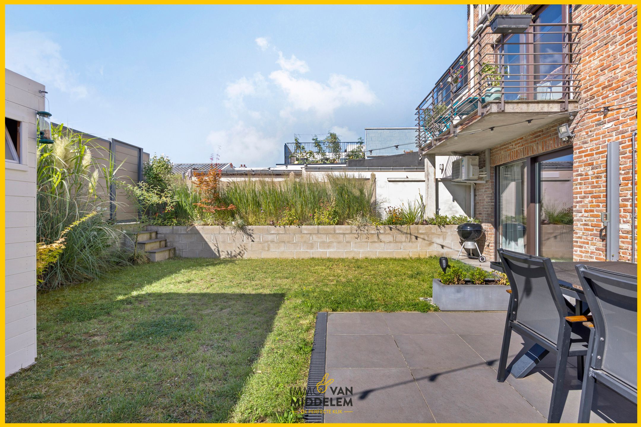 INSTAPKLAAR GELIJKVLOERS 2-KAMERAPPARTEMENT MET TUIN foto 13