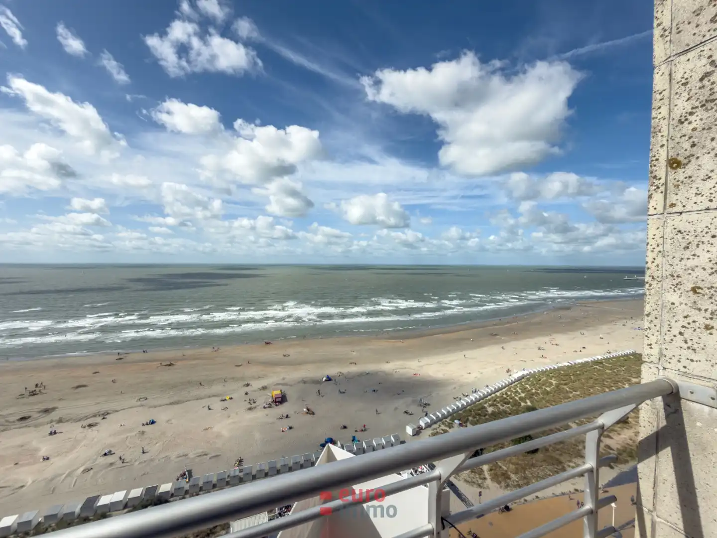 Uniek zeedijkappartement met adembenemende zichten op de 15e verdieping foto 13