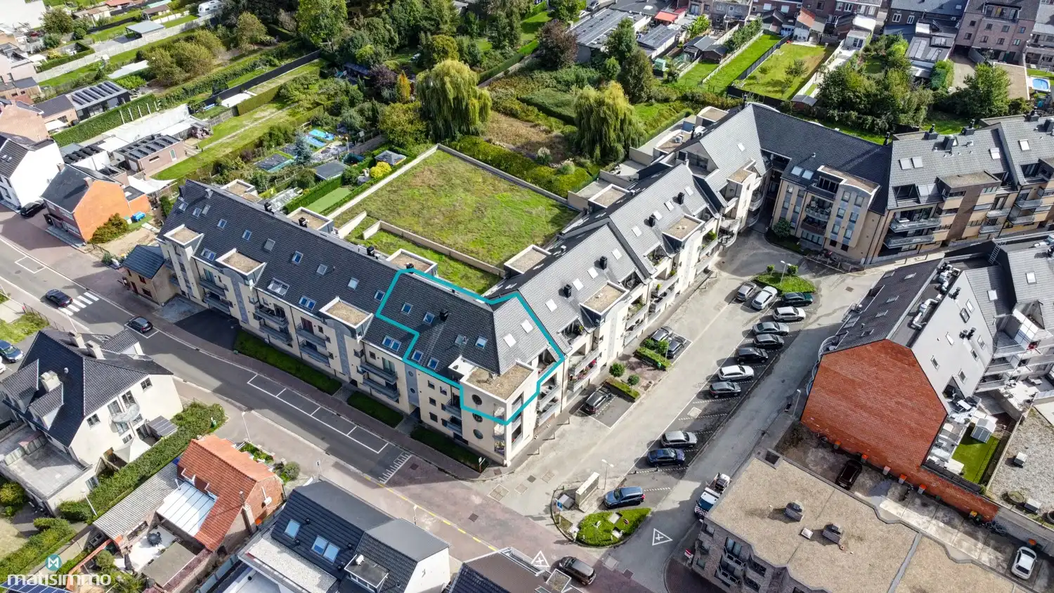 ZEER RUIM EN MODERN DUPLEXAPPARTEMENT (234M²) MET 5 SLAAPKAMERS, 2 BADKAMERS, 2 TERRASSEN, 2 KELDERS, DUBBELE GARAGE (60M²) (+ OPTIONEEL GARAGE) IN HET CENTRUM VAN LANAKEN foto 46