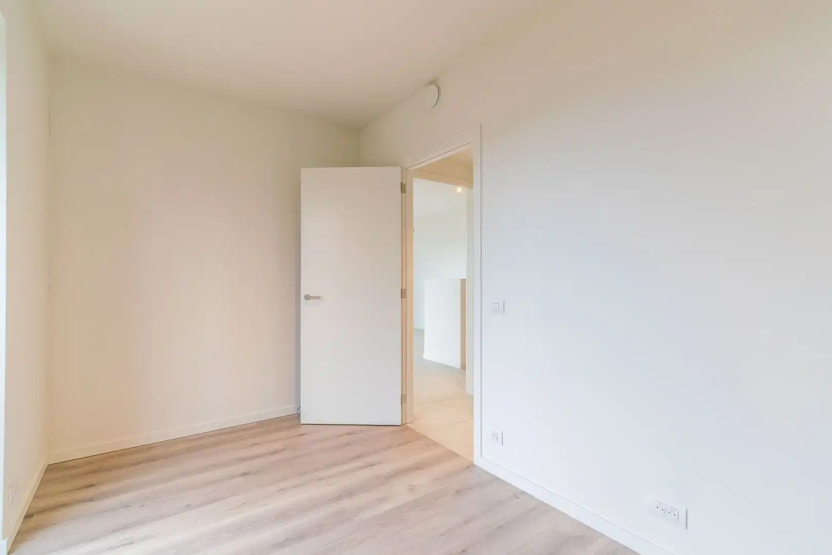 Een instapklaar nieuwbouwappartement te Halle! foto 14