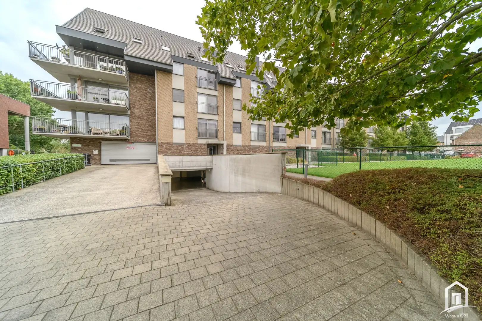 Zeer mooi en gunstig gelegen appartement in hartje Ninove foto 3
