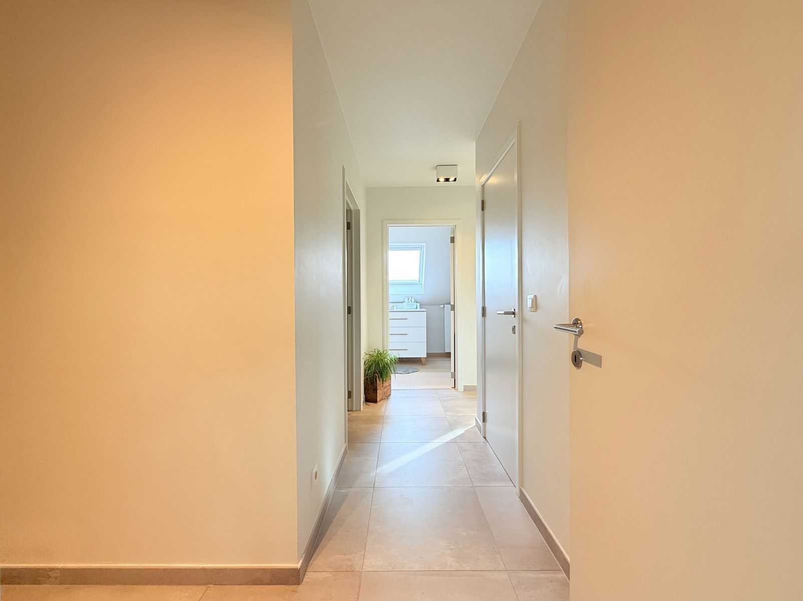 Appartement te huur foto 13