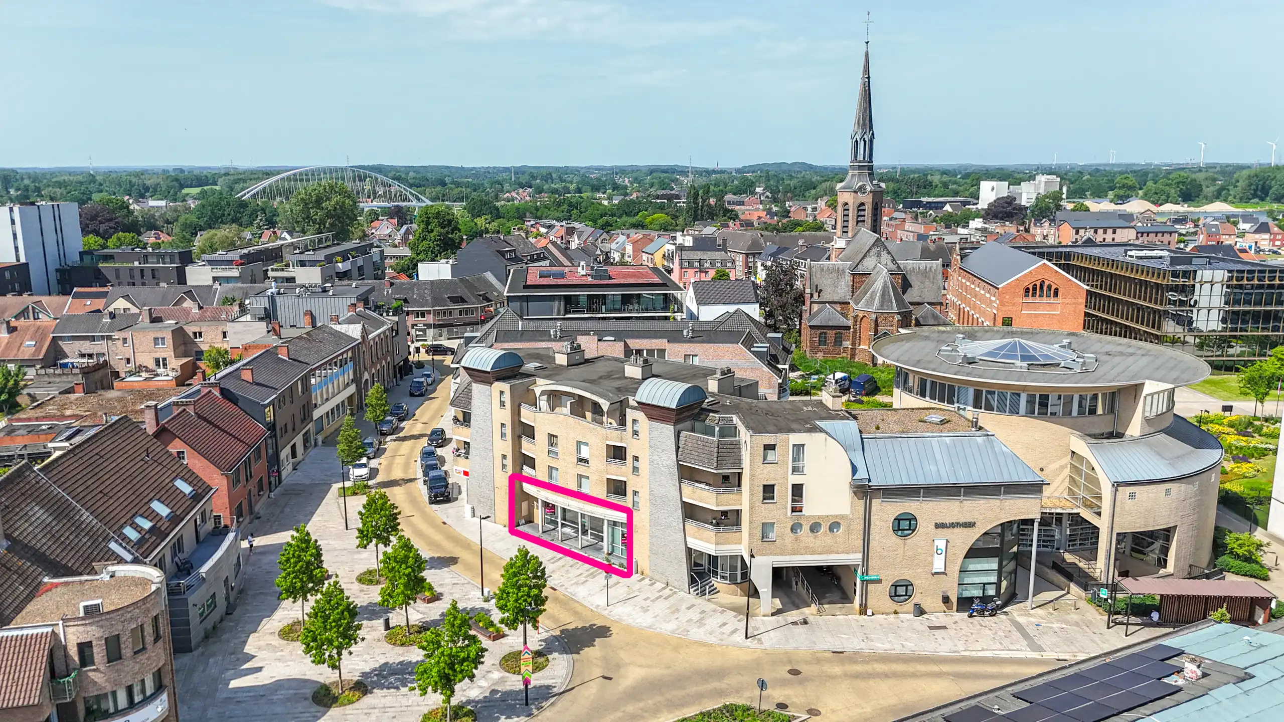 Zeer ruim kantoor op commerciële locatie in centrum Beringen foto 62