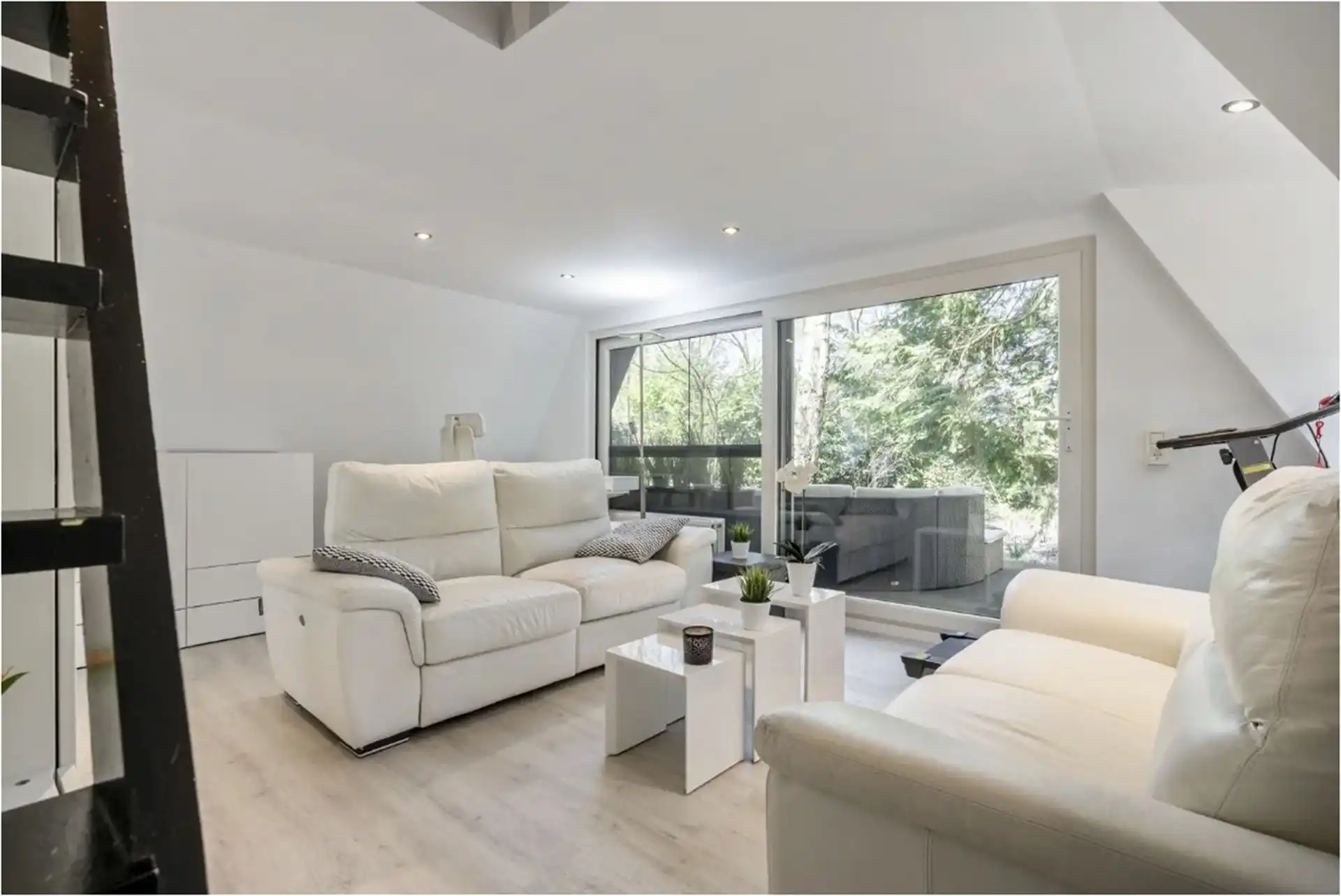 Instapklare vakantiewoning (punthuisje) met 2 slaapkamers op vakantiedomein Sonnevijver! foto 12