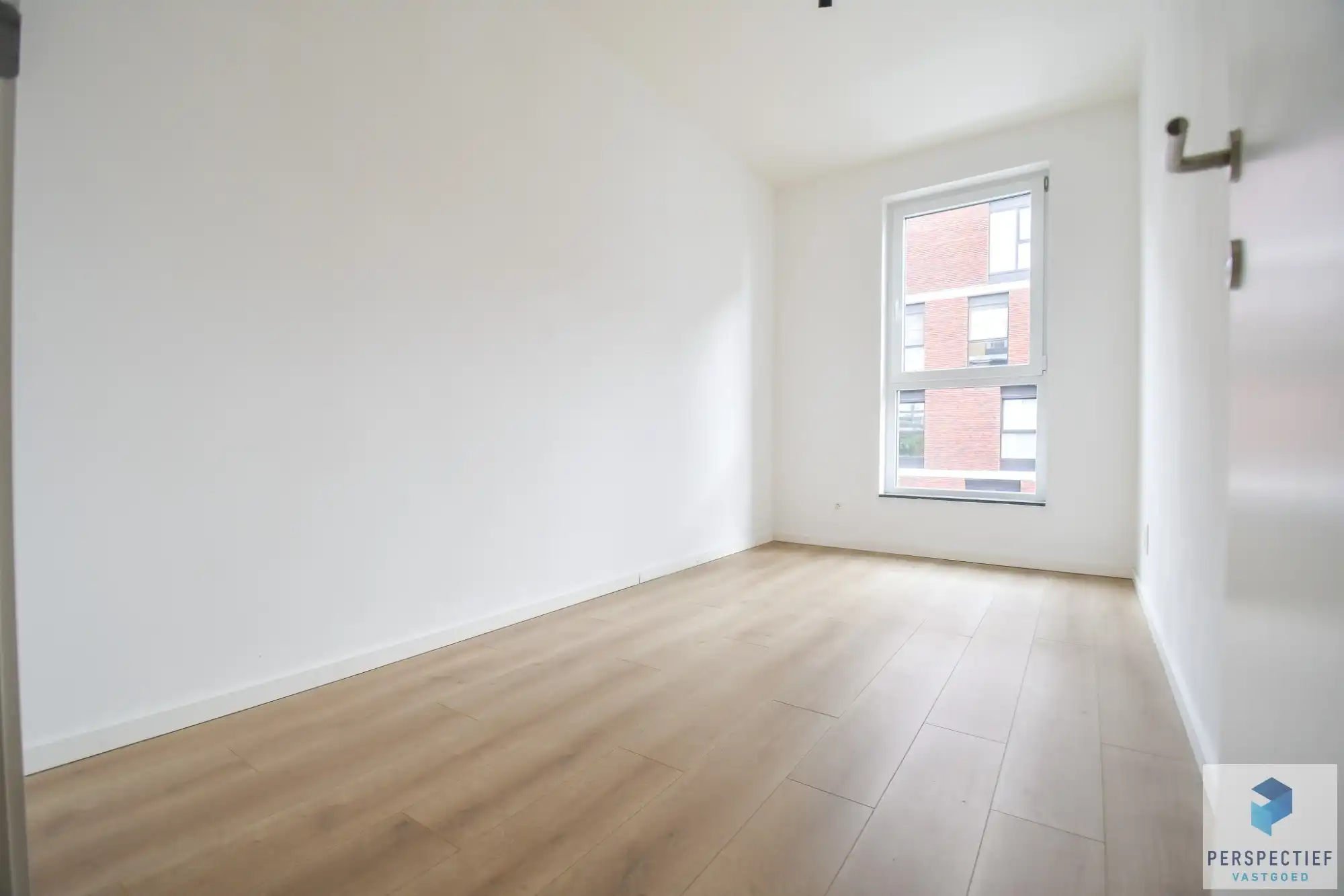 Centraal gelegen ruim&nbsp; appartement met 3 slpks en autostaanplaats foto 15