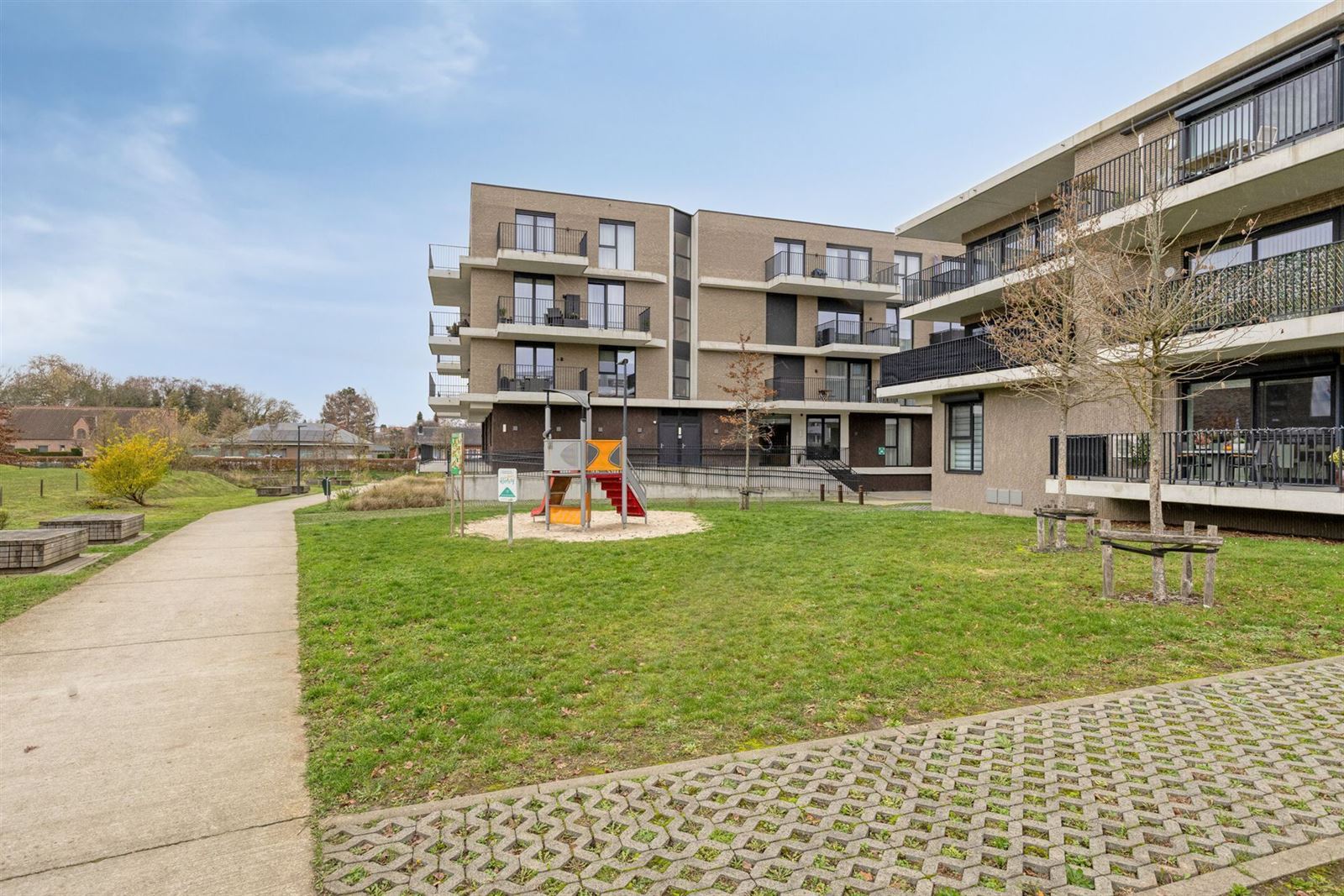 Recente woning met alle comfort!!! foto 27