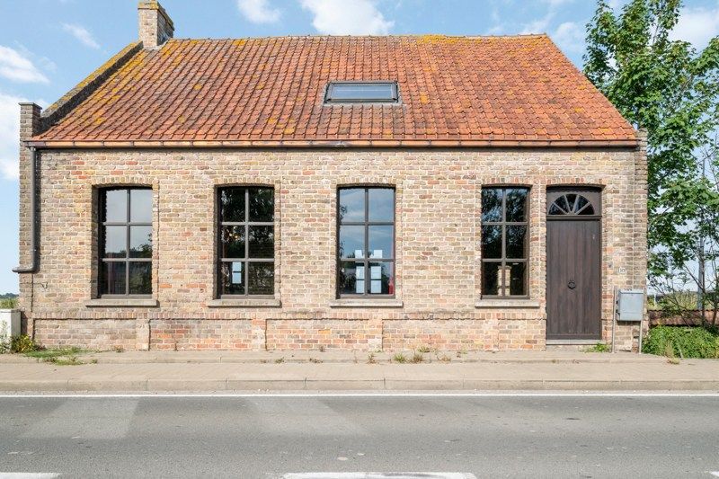 Te renoveren vrijstaande woning met prachtig uitzicht in natuurgebied  foto 2