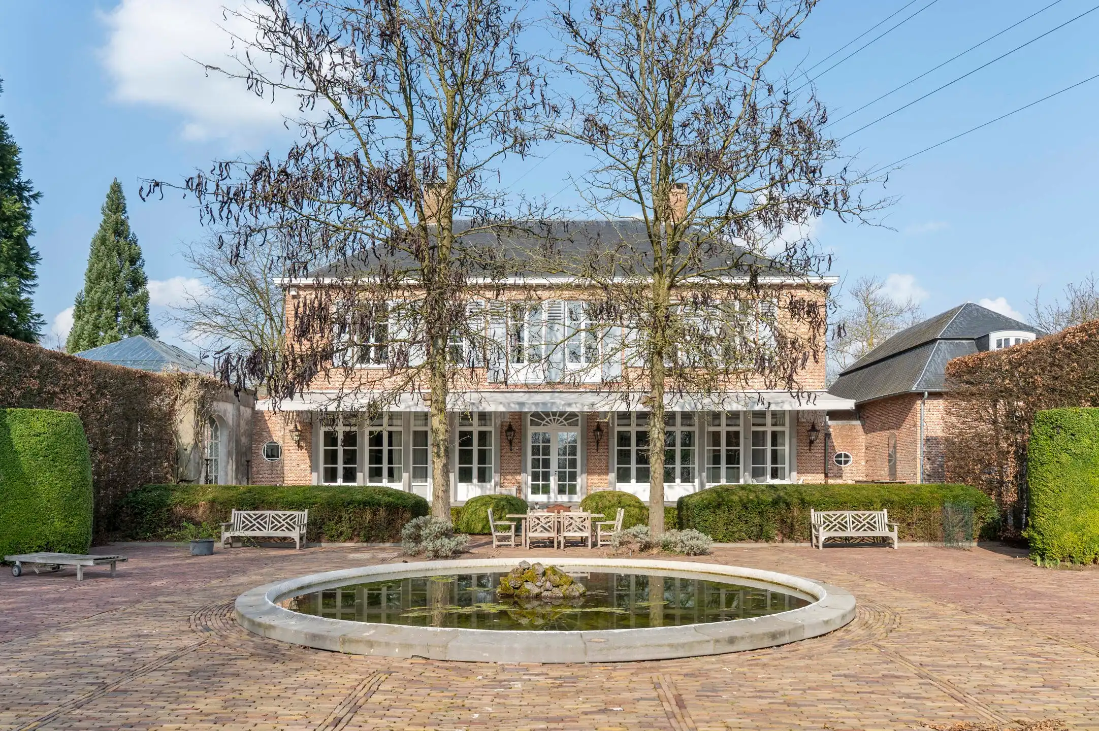 GEEL - Stijlvolle villa met parktuin foto 18