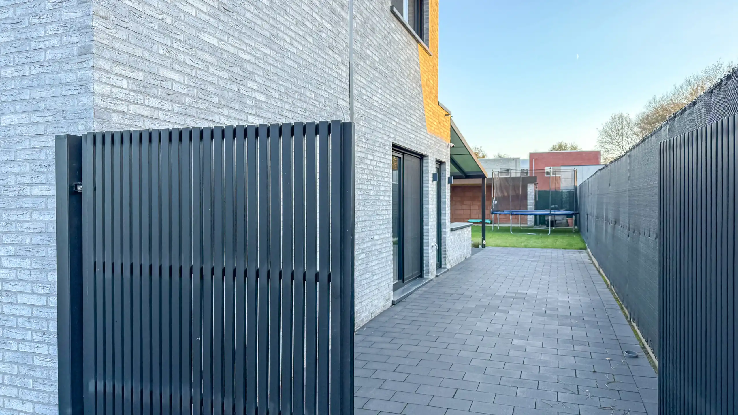 Moderne halfopen bebouwing (3 jaar oud) nabij E313 & E314! foto 42