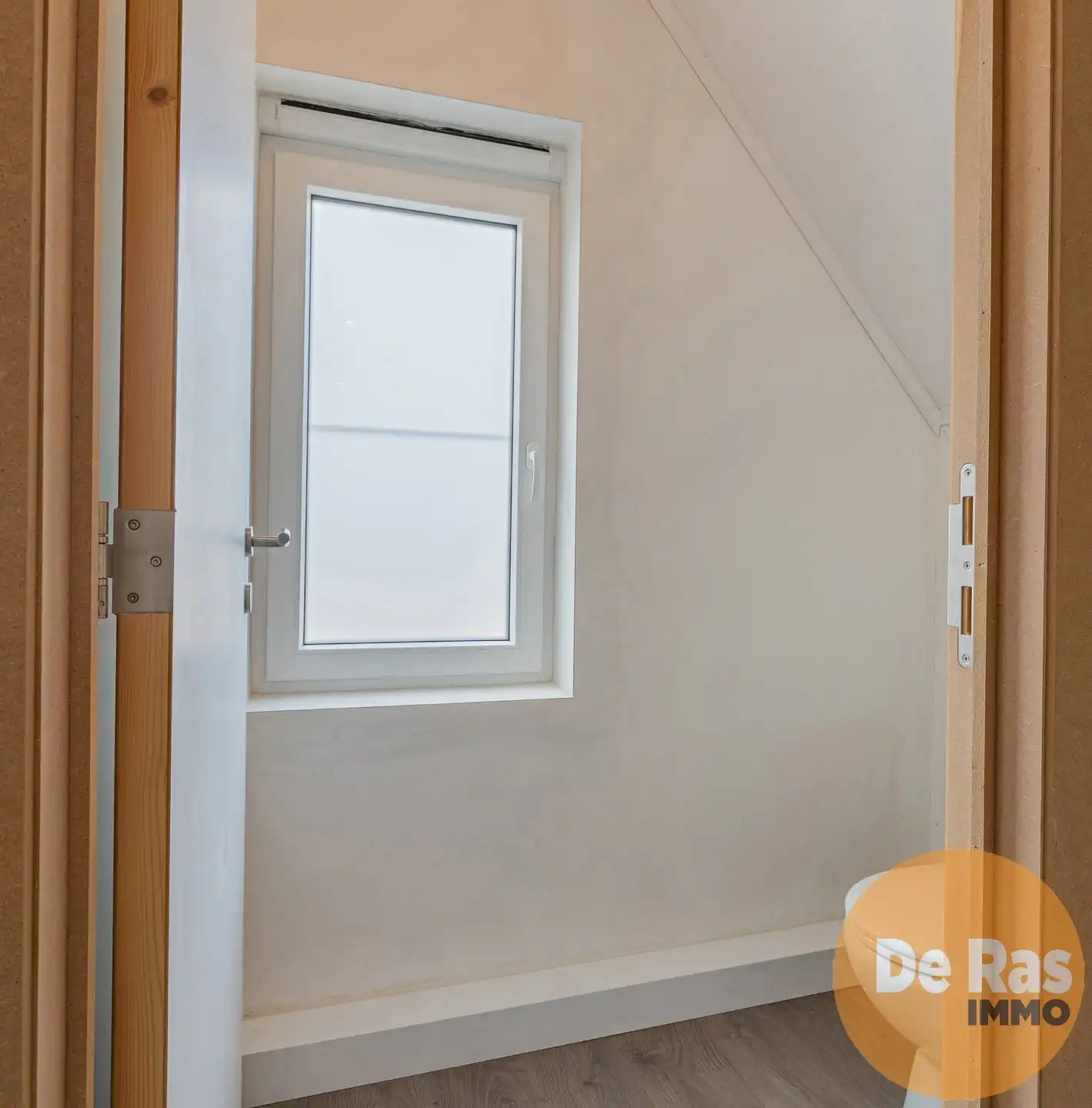 BAVEGEM - Gezinswoning met grote garage/werkplaats foto 18